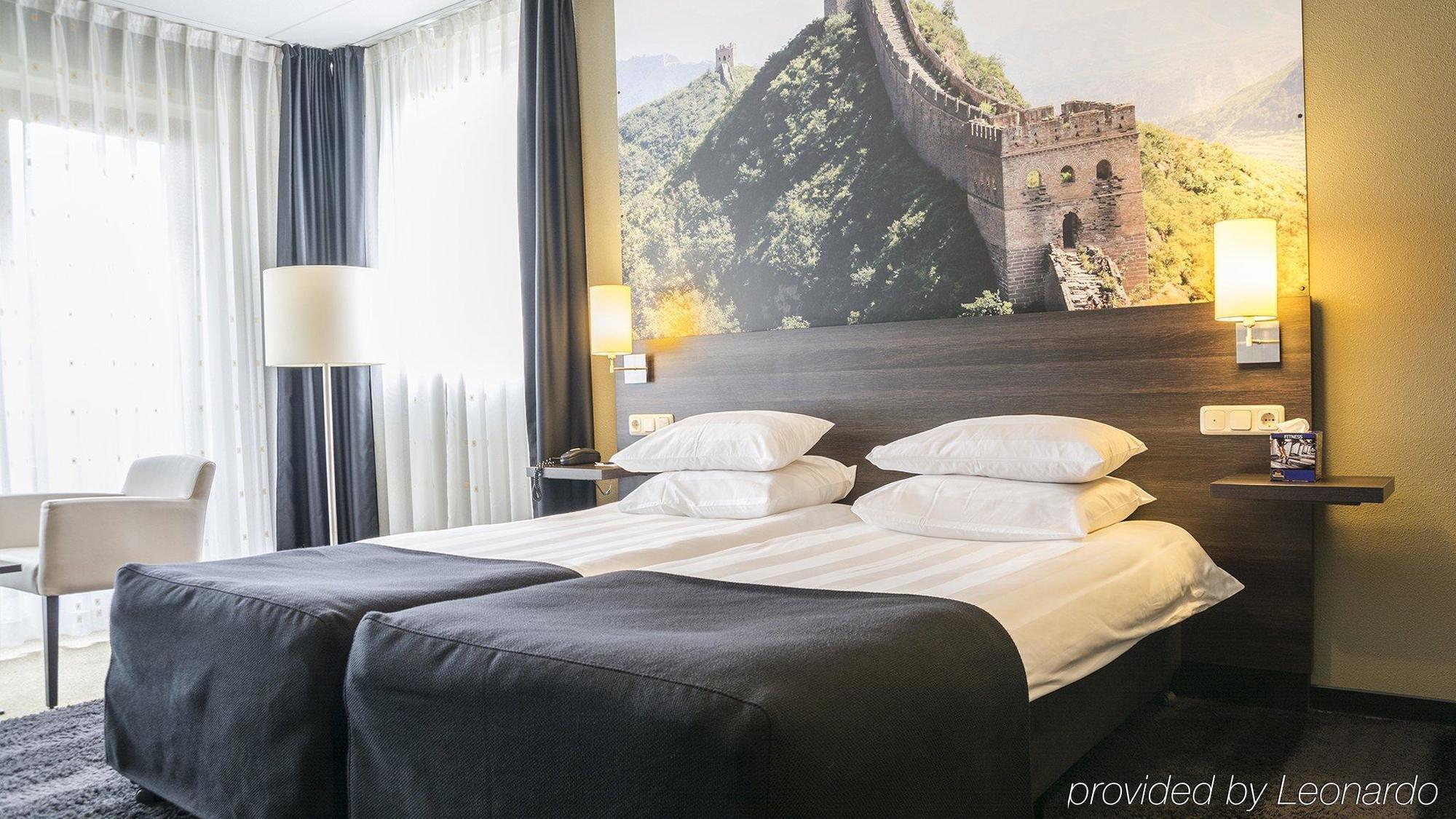 Hotel De Naaldhof Oss Dış mekan fotoğraf